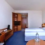 Vienna House By Wyndham Baltic 4* שטראלסונד