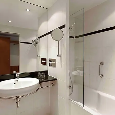 Vienna House By Wyndham Baltic Szálloda 4*